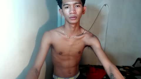 _rellvanxx online show from December 18, 12:33 pm