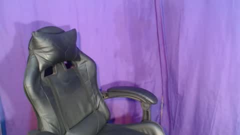 _rellvanxx online show from January 10, 10:25 pm