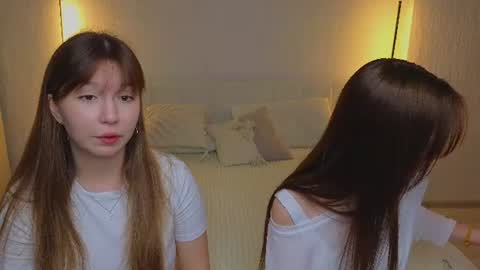 Snapshot of _reverse_gang_ chatting on July 4, 4:51 am LISSAPVT IS OPEN online show from July 4, 4:51 am