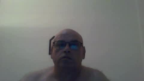 REY online show from May 17, 7:28 am
