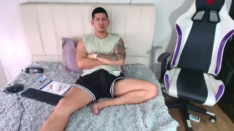 Roberto online show from December 23, 1:03 pm