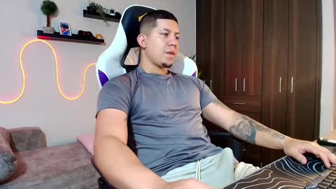 Roberto online show from February 25, 12:34 pm