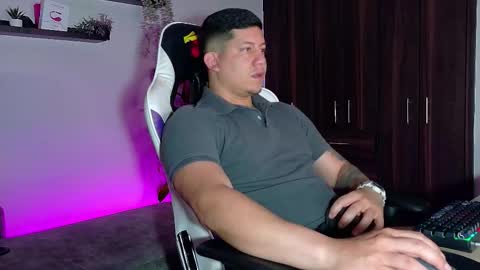 Roberto online show from December 19, 11:39 am