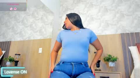 _samantagomez online show from May 28, 8:06 pm