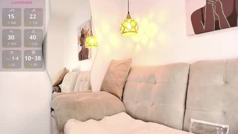 Snapshot of _samara_smith chatting on November 6, 4:08 pm _samara_smith online show from November 6, 4:08 pm