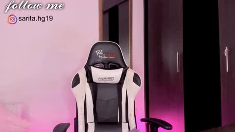 Sara  intagram online show from January 14, 1:15 am