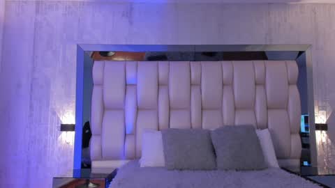 Sara online show from February 6, 11:32 am