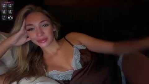 Snapshot of _secretdesire chatting on July 25, 2:47 pm Kat online show from July 25, 2:47 pm