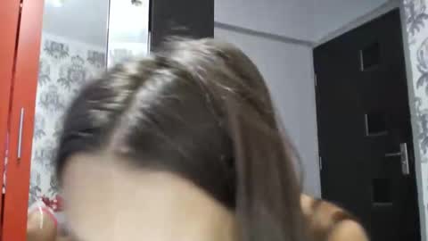 Snapshot of _sexy_sophie_69 chatting on September 18, 8:33 pm _sexy_sophie_69 online show from September 18, 8:33 pm