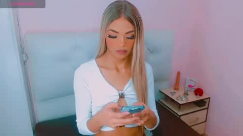 _shadday_ online show from July 11, 4:37 am
