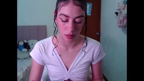 Snapshot of _shanellxxx chatting on February 6, 7:17 pm _shanellxxx online show from February 6, 7:17 pm