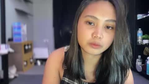 _shinelee online show from December 2, 10:53 am