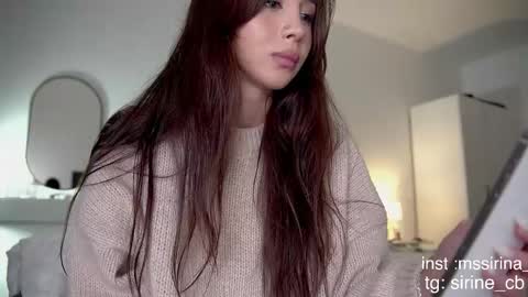 Snapshot of _sirine_ chatting on September 19, 4:25 am Marinette online show from September 19, 4:25 am
