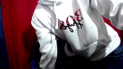 _skyleer_ online show from January 9, 11:39 pm