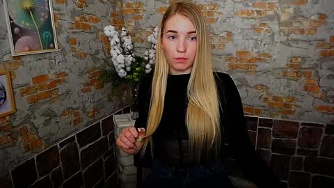 Snapshot of _snow_queen__ chatting on January 7, 12:41 pm Rachel online show from January 7, 12:41 pm