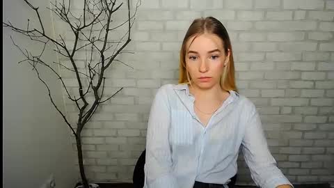 Snapshot of _snow_queen__ chatting on February 26, 12:47 pm Rachel online show from February 26, 12:47 pm