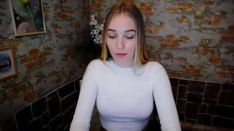 Snapshot of _snow_queen__ chatting on March 10, 5:07 pm Rachel online show from March 10, 5:07 pm