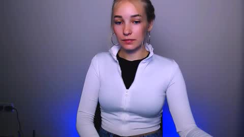 Snapshot of _snow_queen__ chatting on October 28, 8:44 pm Rachel online show from October 28, 8:44 pm