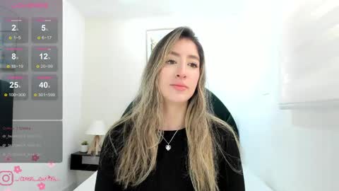 Snapshot of _sofia_cruz chatting on May 2, 8:03 pm 640 200 online show from May 2, 8:03 pm