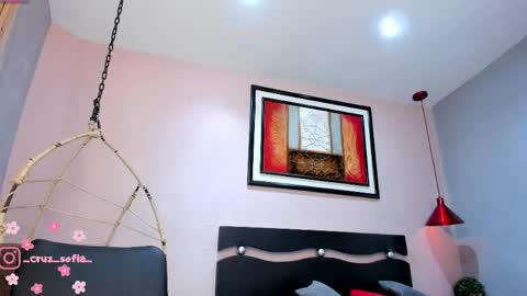 Snapshot of _sofia_cruz chatting on May 17, 5:42 pm 640 200 online show from May 17, 5:42 pm