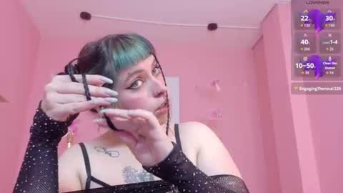 Snapshot of _sofia_smith1 chatting on June 12, 2:16 pm Sofia online show from June 12, 2:16 pm