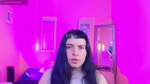Snapshot of _sofia_smith1 chatting on July 19, 12:31 pm Sofia online show from July 19, 12:31 pm
