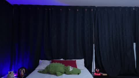 Sofia online show from December 2, 1:58 am