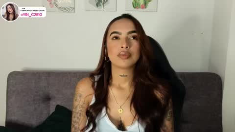 Snapshot of _sophiebrown__ chatting on October 19, 12:33 am Andrea The Next Stream Wednesday online show from October 19, 12:33 am