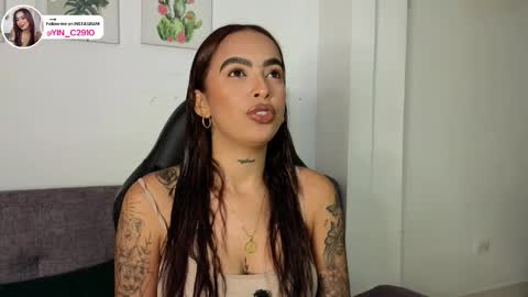 Snapshot of _sophiebrown__ chatting on November 9, 2:32 am Andrea The Next Stream Wednesday online show from November 9, 2:32 am