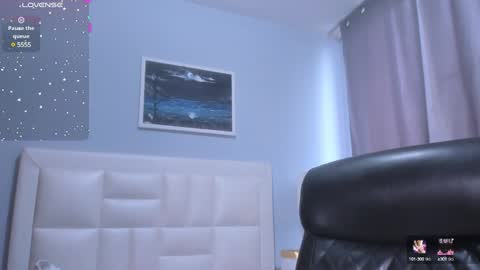 Snapshot of _sophiewilson chatting on December 28, 6:50 pm sophie online show from December 28, 6:50 pm