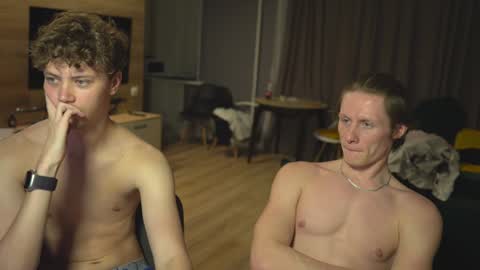 OLIVERpvt is open online show from January 26, 4:20 pm