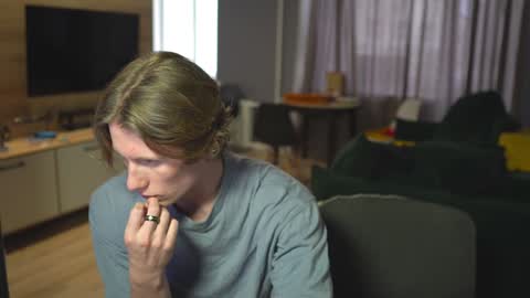 OLIVERpvt is open online show from January 30, 9:15 am