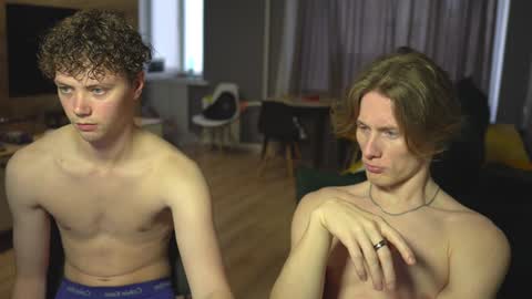 OLIVERpvt is open online show from February 6, 11:54 am