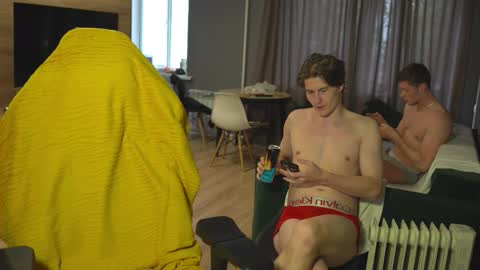 OLIVERpvt is open online show from September 16, 3:29 am