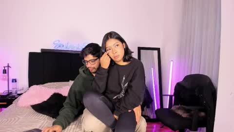 Coco and J online show from November 13, 1:43 pm