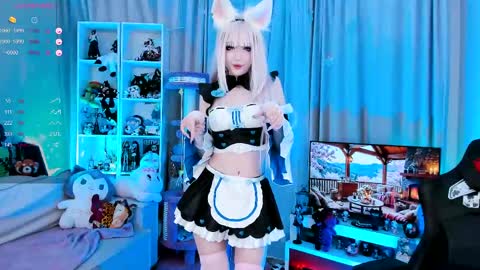Snapshot of _sparkland_ chatting on April 10, 8:35 pm Emy and MilkyCute today MY TG CHANNEL online show from April 10, 8:35 pm