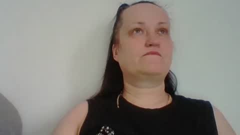 Melisa online show from February 1, 8:08 am