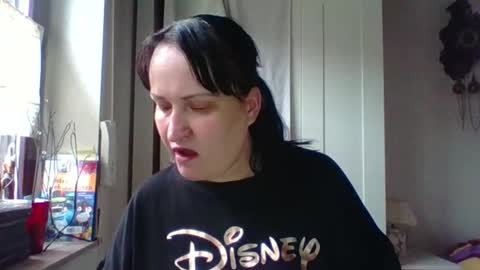 Melisa online show from December 18, 9:26 am