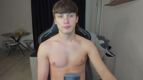 Snapshot of _stager_ chatting on November 29, 4:37 am MARKPVT IS OPEN online show from November 29, 4:37 am