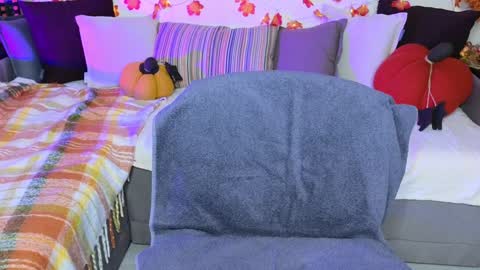 Alice online show from December 2, 6:30 am