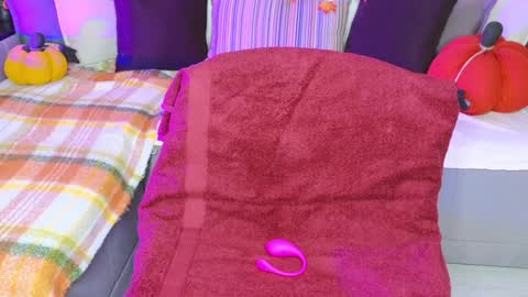 Alice online show from December 16, 4:27 pm