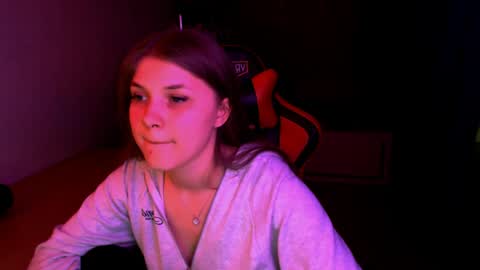 Snapshot of _sweet_foxy_ chatting on April 24, 6:54 pm Mari online show from April 24, 6:54 pm