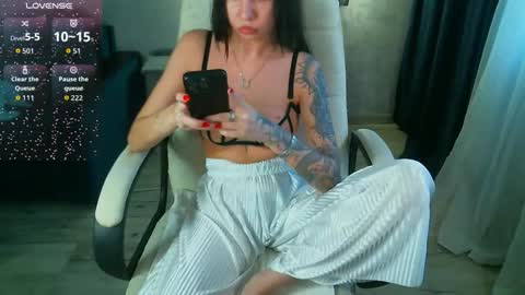 Milana   welcome to my world  online show from March 17, 11:35 am