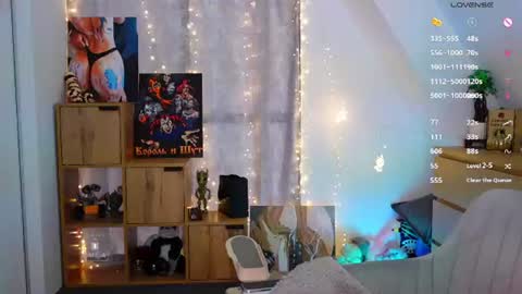 Snapshot of _sweetcams_ chatting on July 15, 7:35 am Dasha online show from July 15, 7:35 am