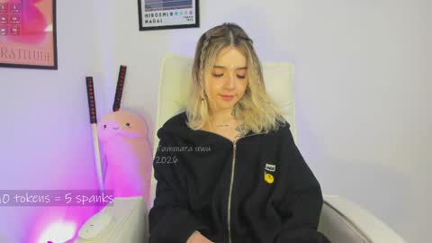 _tammarra_ online show from April 10, 12:49 am