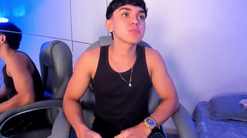 Snapshot of _taylorblack chatting on January 11, 11:37 am _taylorblack online show from January 11, 11:37 am