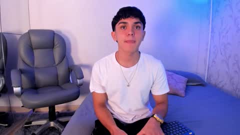 Snapshot of _taylorblack chatting on January 14, 11:38 am _taylorblack online show from January 14, 11:38 am