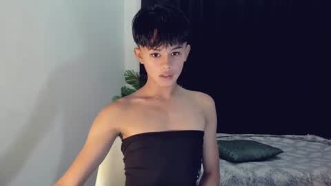 pm me online show from May 17, 10:44 am