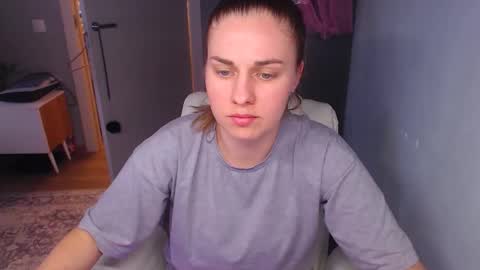 _thesamedaniellatrue_ online show from May 18, 4:13 pm