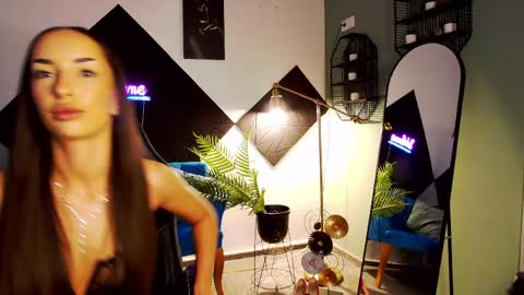 _tiffany_west online show from May 21, 4:52 am
